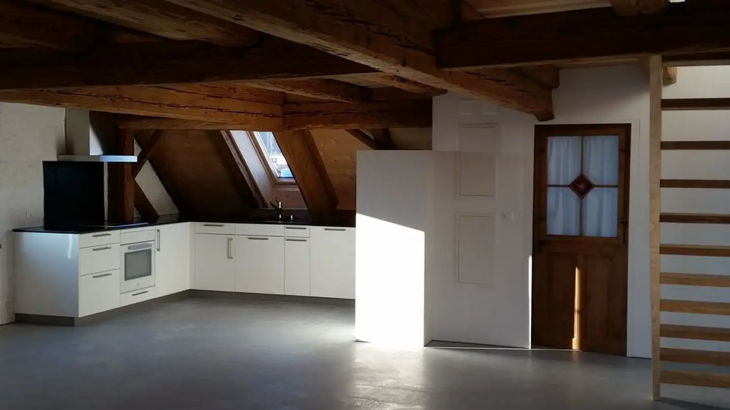 Attic flat for rent - Ruetschbergstrasse 11, 8330 Pfäffikon ZH - Photo 3