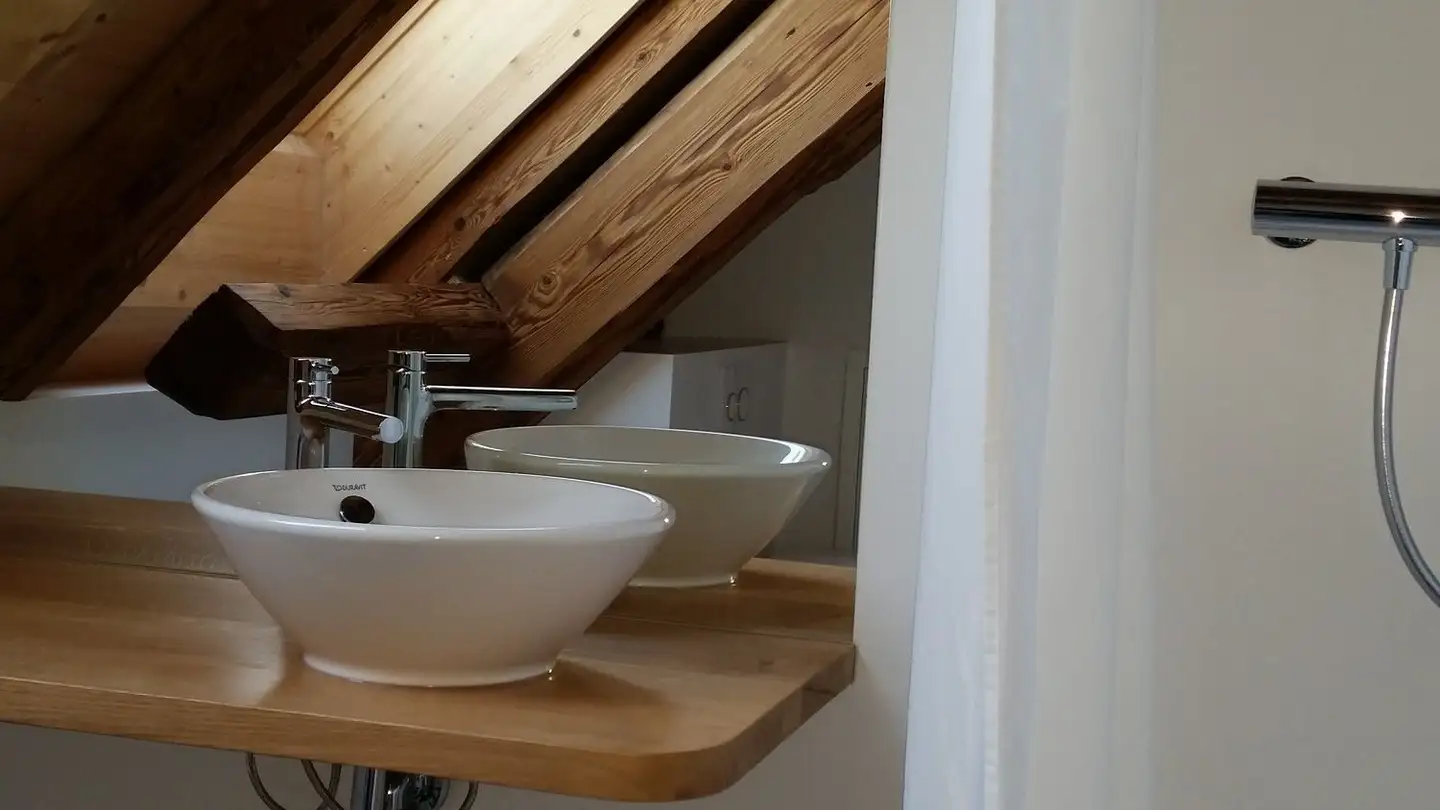 Attic flat for rent - Ruetschbergstrasse 11, 8330 Pfäffikon ZH - Photo 4