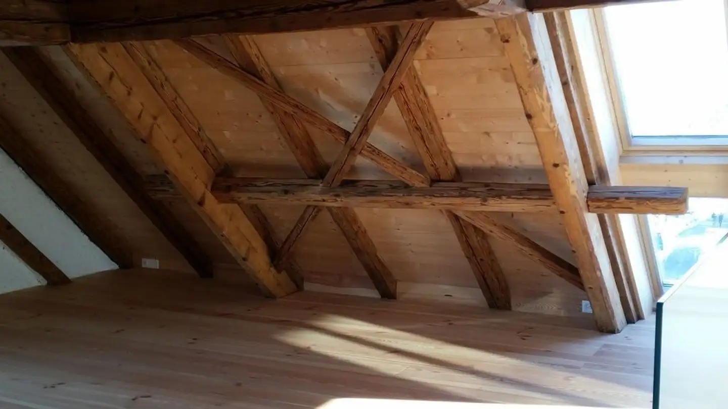 Attic flat for rent - Ruetschbergstrasse 11, 8330 Pfäffikon ZH - Photo 2