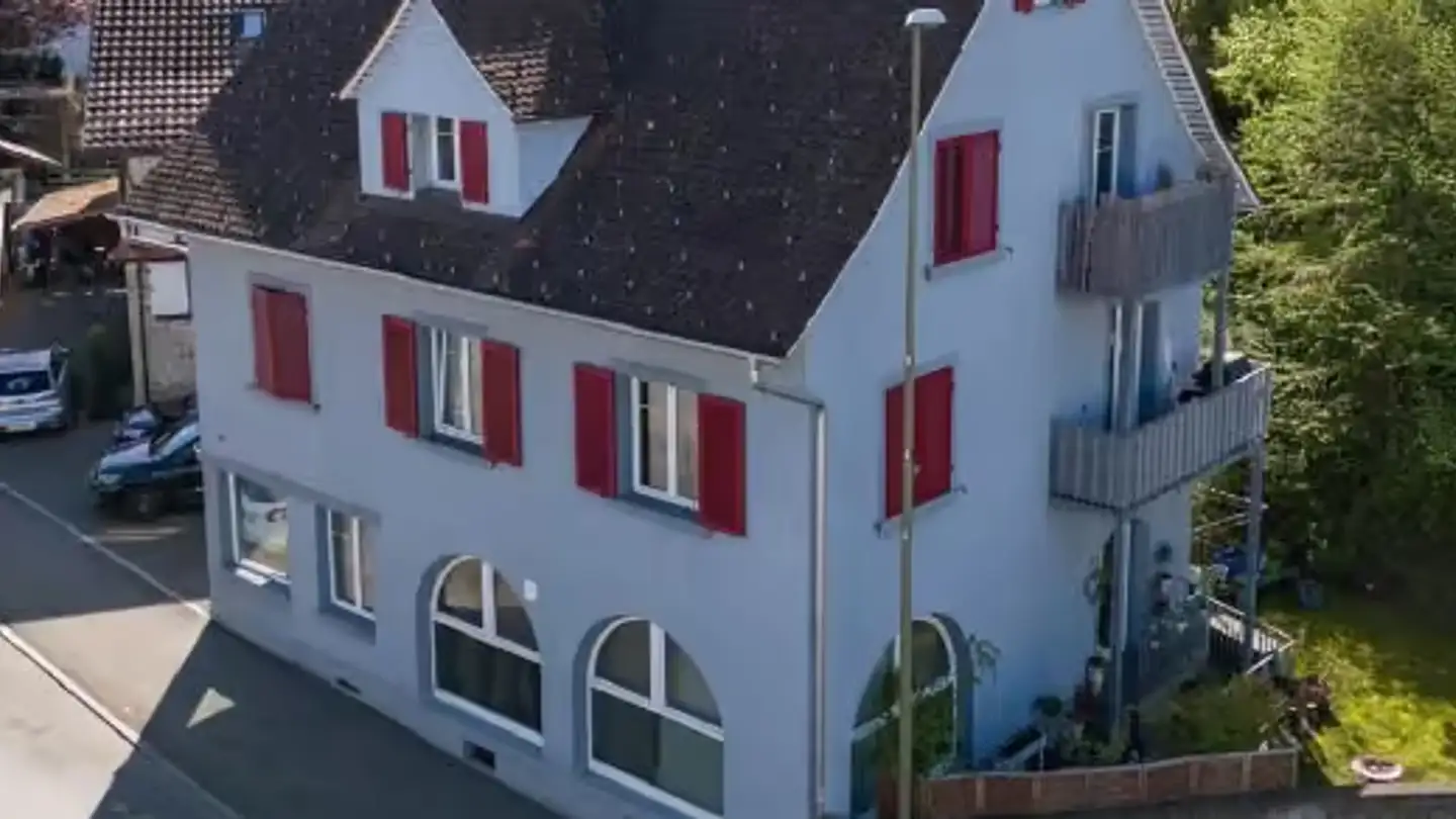 Dachgeschosswohnung mieten - Grütstrasse 50, 8625 Gossau ZH