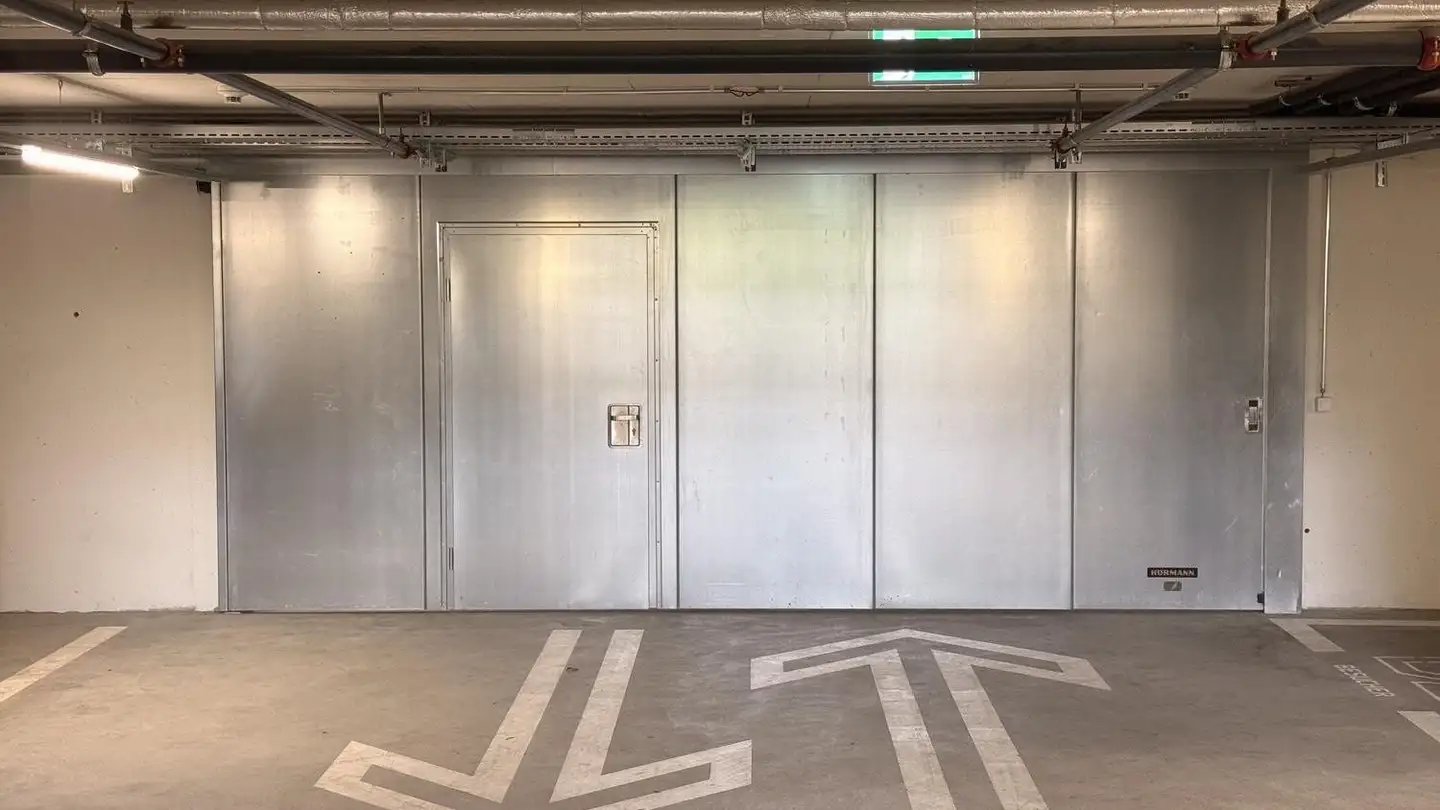 Outdoor parking space for rent - Am Mattenhof 1, 6010 Kriens - Photo 2