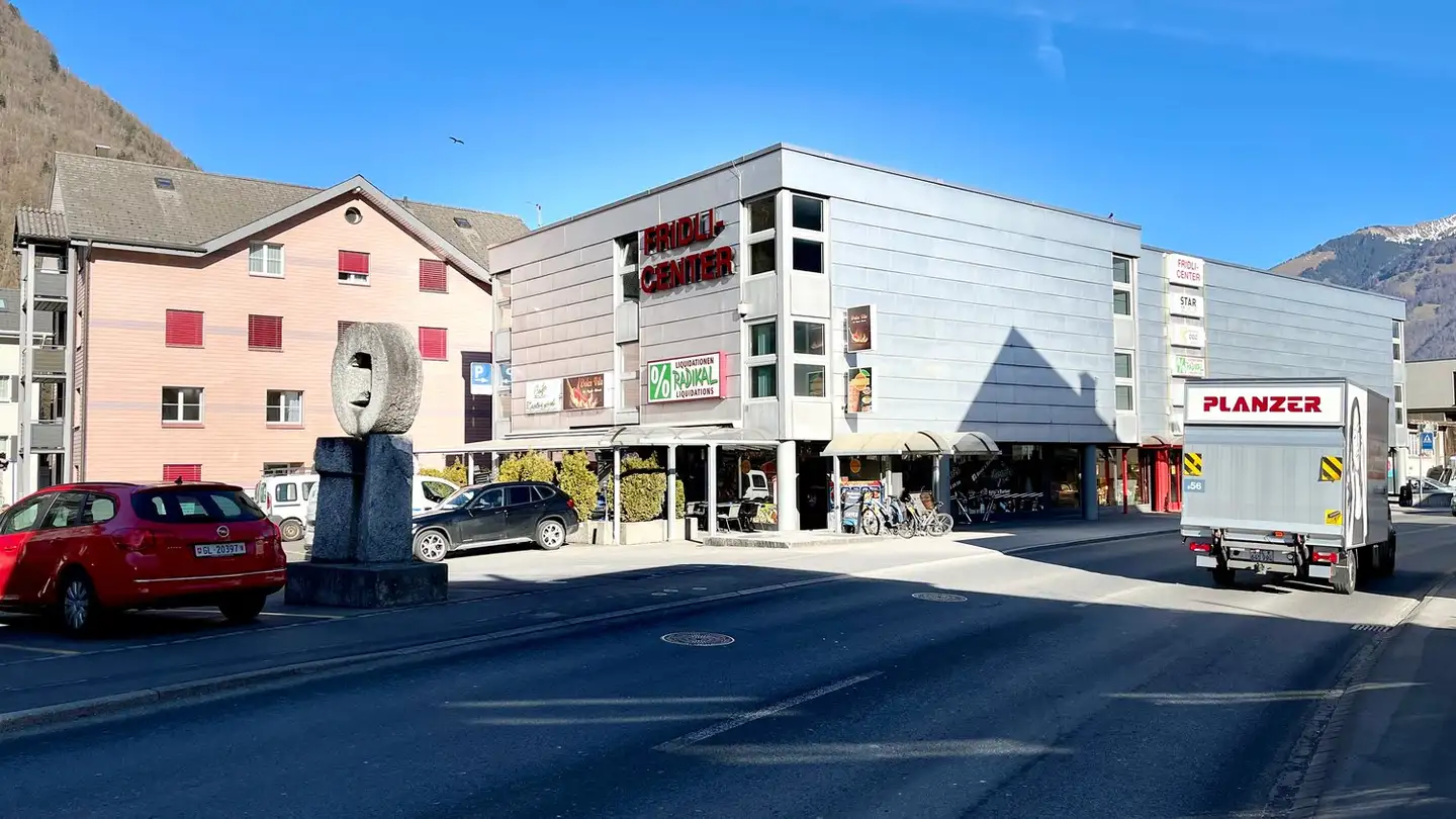 Magasin à louer - Unterdorf 27, 8752 Näfels