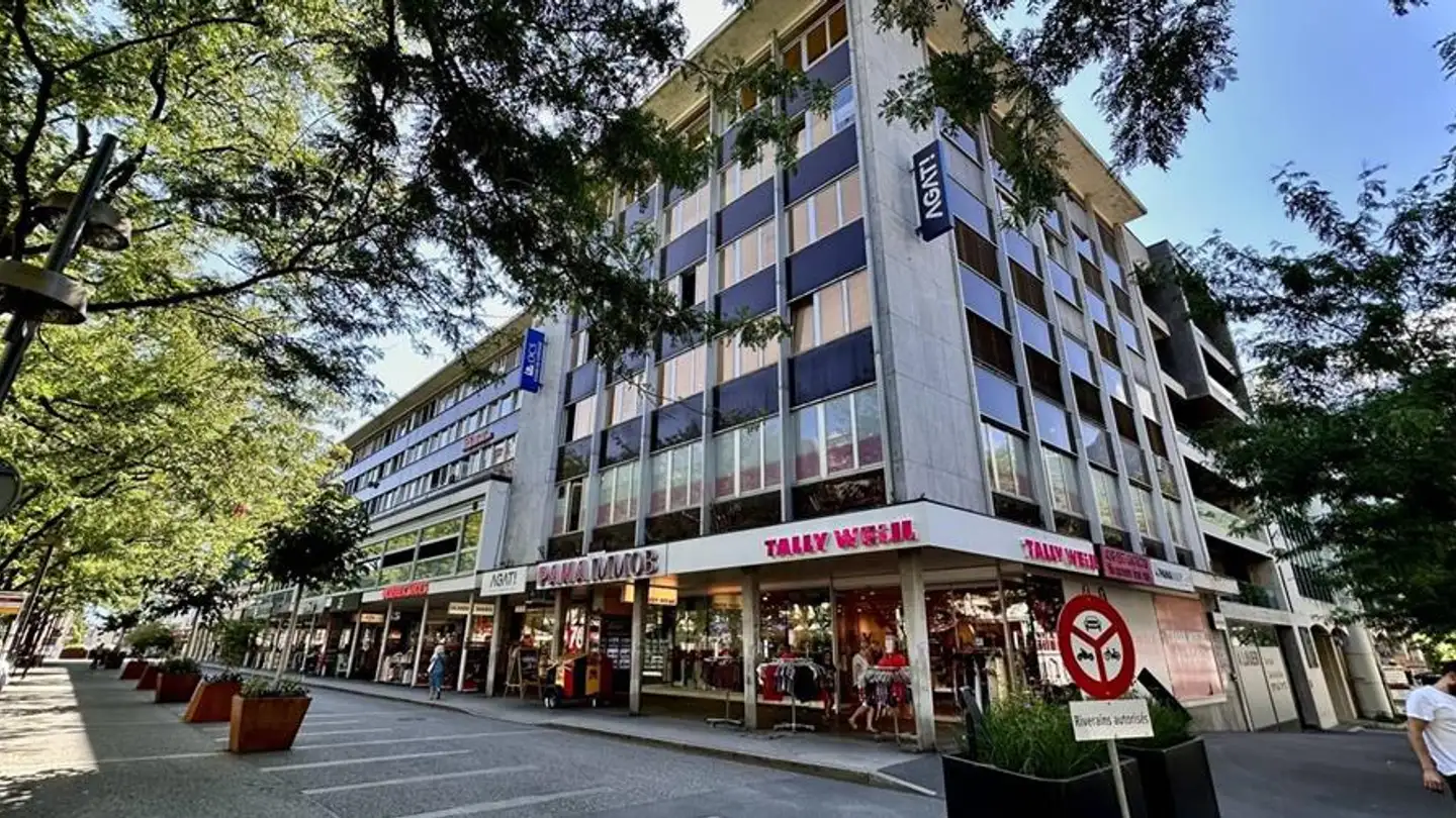 Edificio ad uso misto in affitto - 1950 Sion