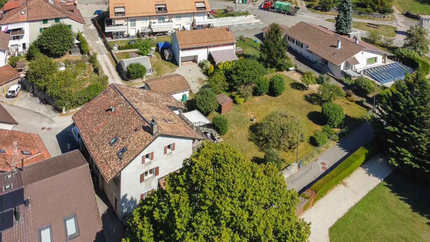 Mehrfamilienhaus kaufen - Route De Le Muids, 1273 Arzier-Le Muids