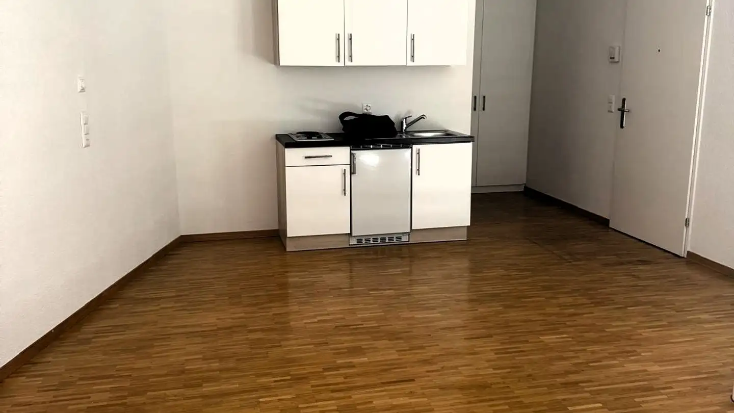 Office space for rent - Rosinlistrasse 1, 8623 Wetzikon ZH - Photo 2