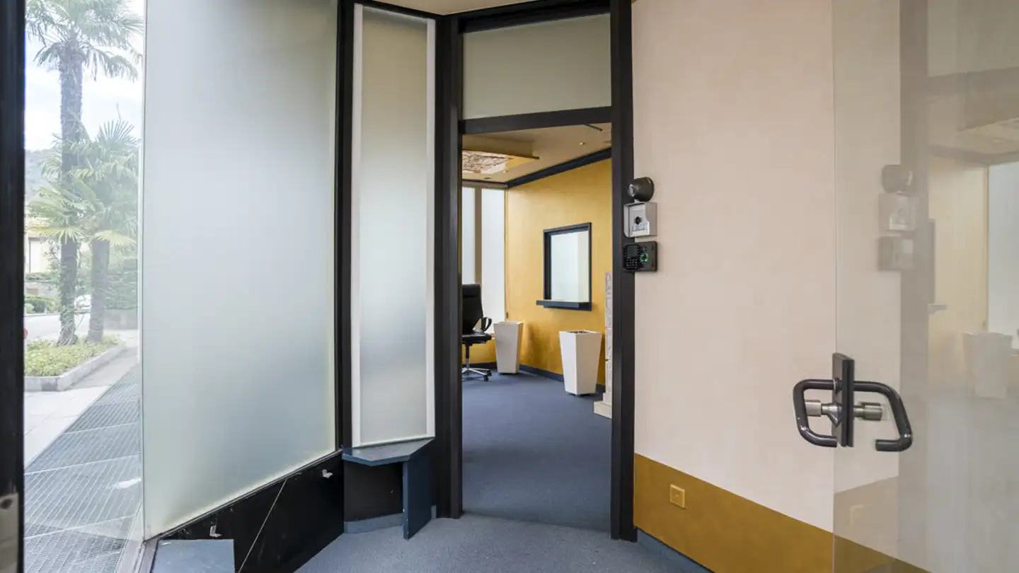 Shop for rent - 6830 Chiasso - Photo 4