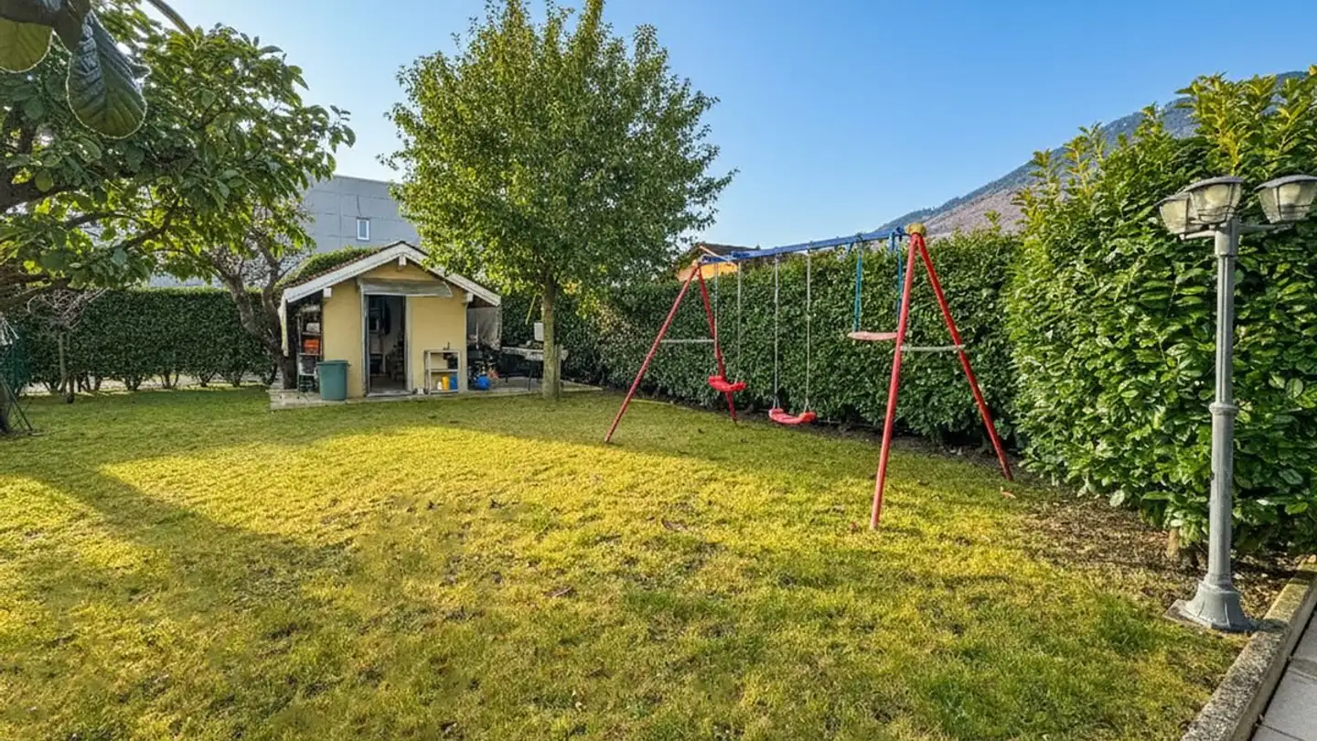 Row house for rent - 1868 Collombey