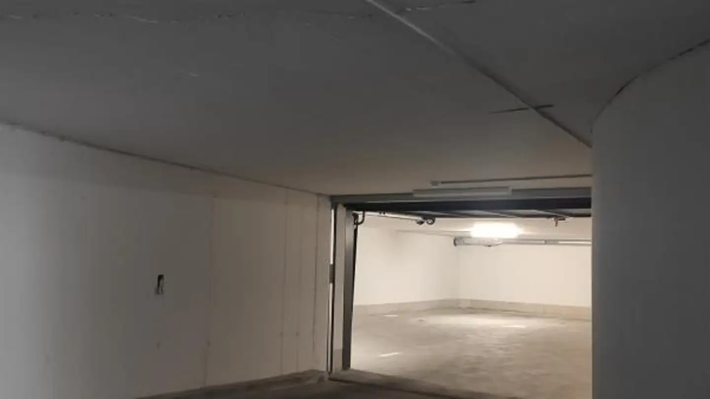 Underground parking space for rent - Meientalstrasse 65, 8048 Zürich - Photo 4