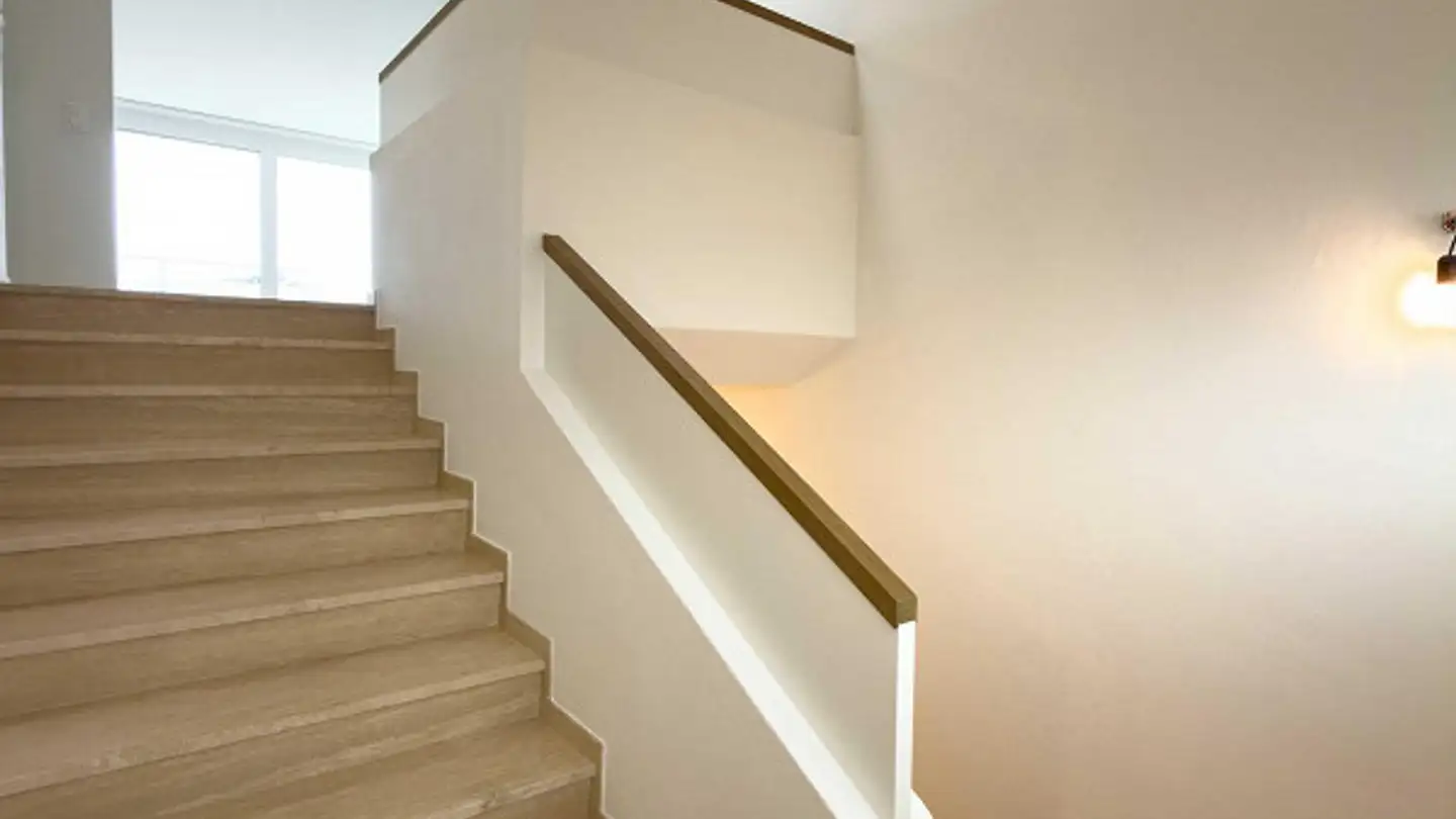 Attique à louer - Gumpisbüelstrasse 58, 8600 Dübendorf - Photo 2