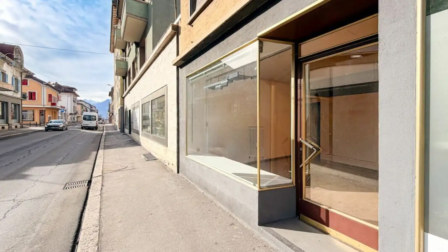 Commercial for rent - Rue De Gottefrey, 1907 Saxon