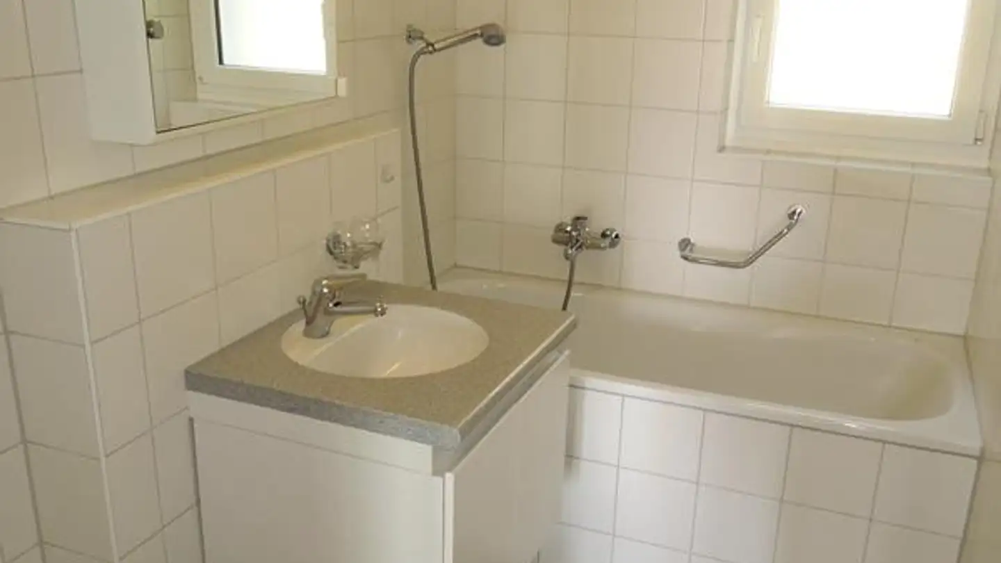 Wohnung mieten - Route De La Montagne-De-Diesse / Tessenbergstrasse 63, 2505 Biel/Bienne - Foto 4