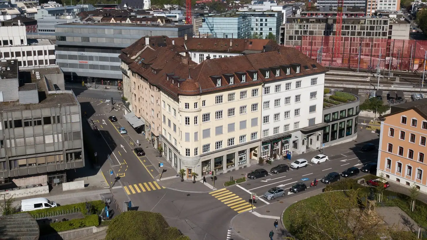Tiefgaragenstellplatz mieten - Bahnhofplatz 18, 8400 Winterthur