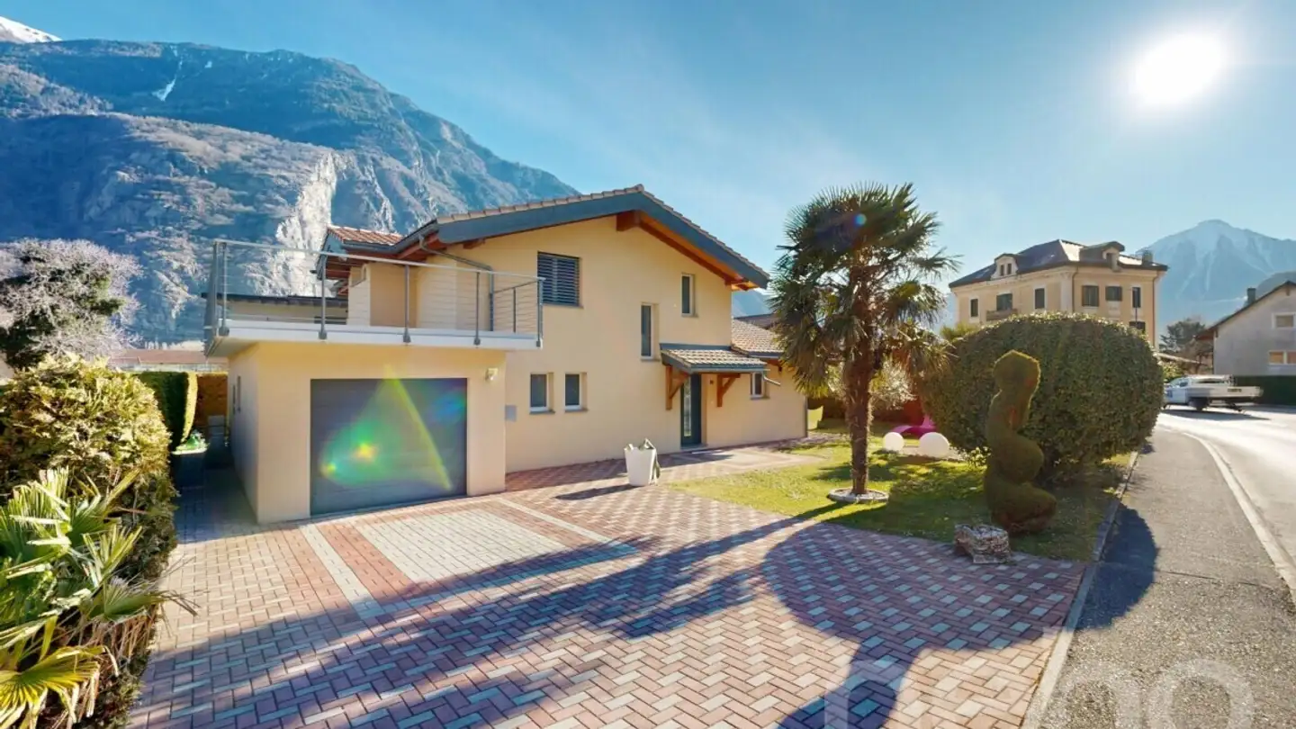 Single house for sale - 1904 Vernayaz