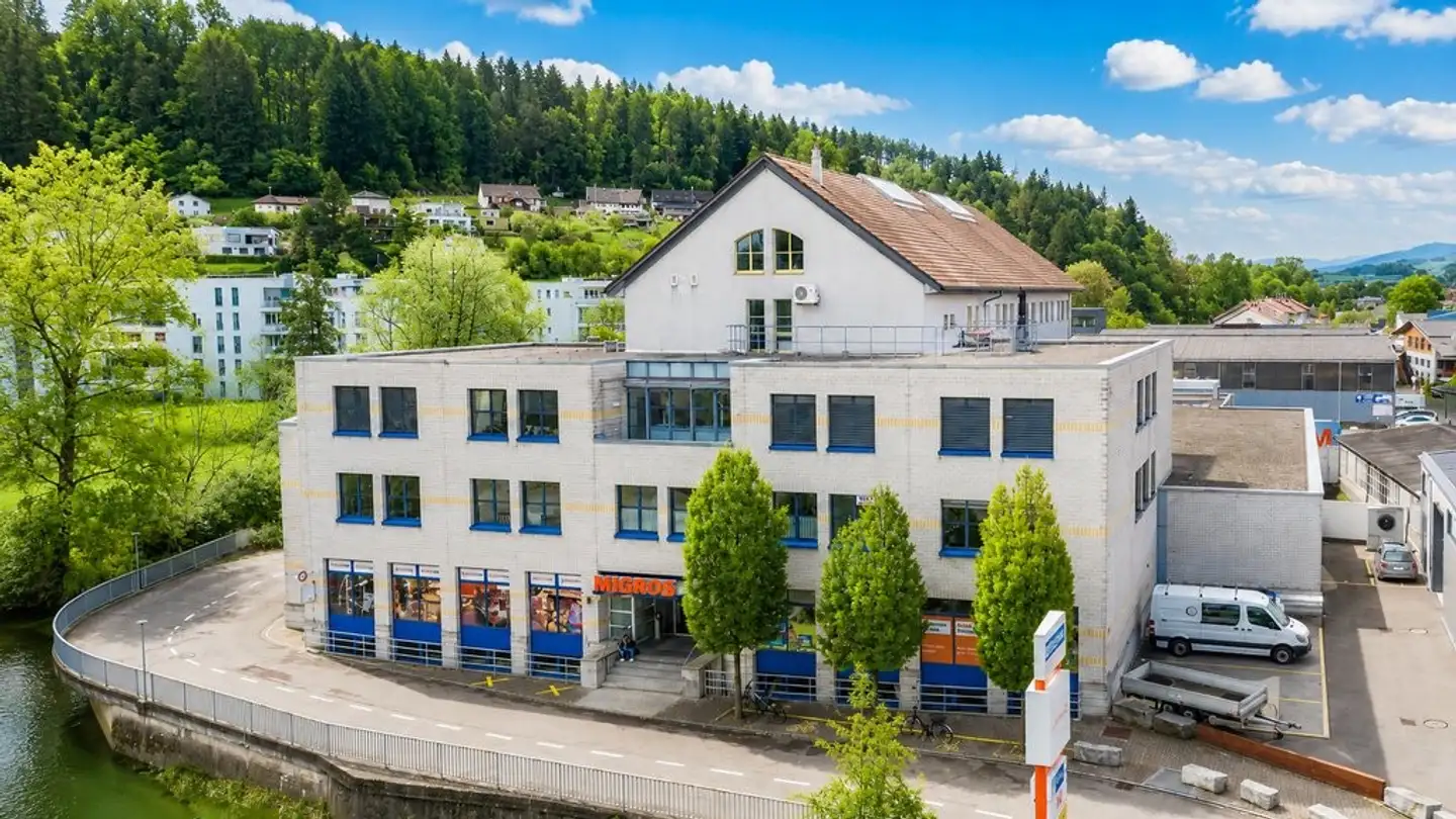 Mixed-use building for rent - Picardiestrasse 3, 5040 Schöftland