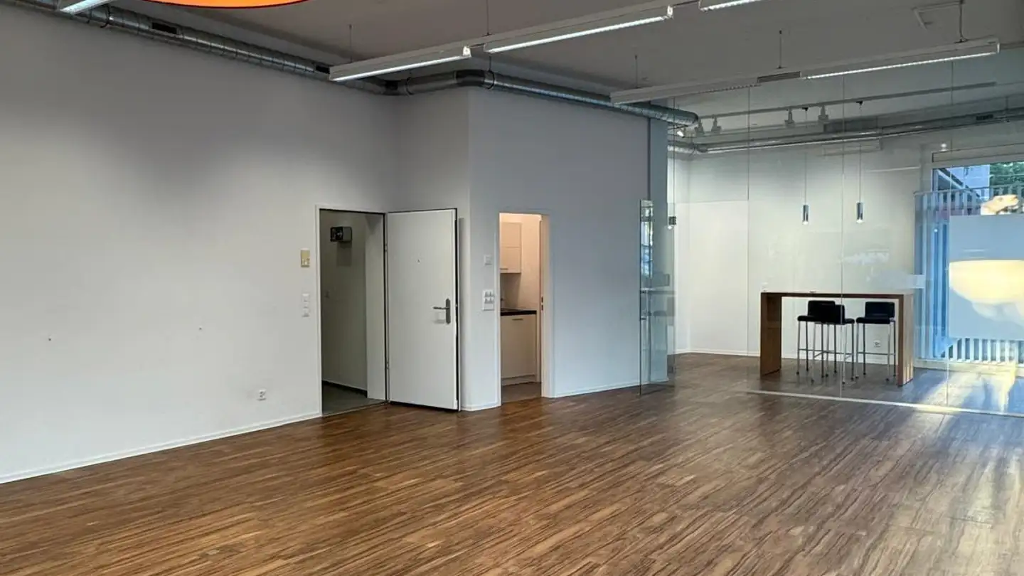 Shop for rent - Obere Bahnhofstrasse 4, 8910 Affoltern am Albis - Photo 2