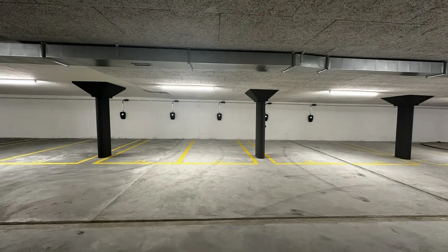 Garage singolo in affitto - Tösstalstrasse 111a, 8488 Turbenthal - Photo 2