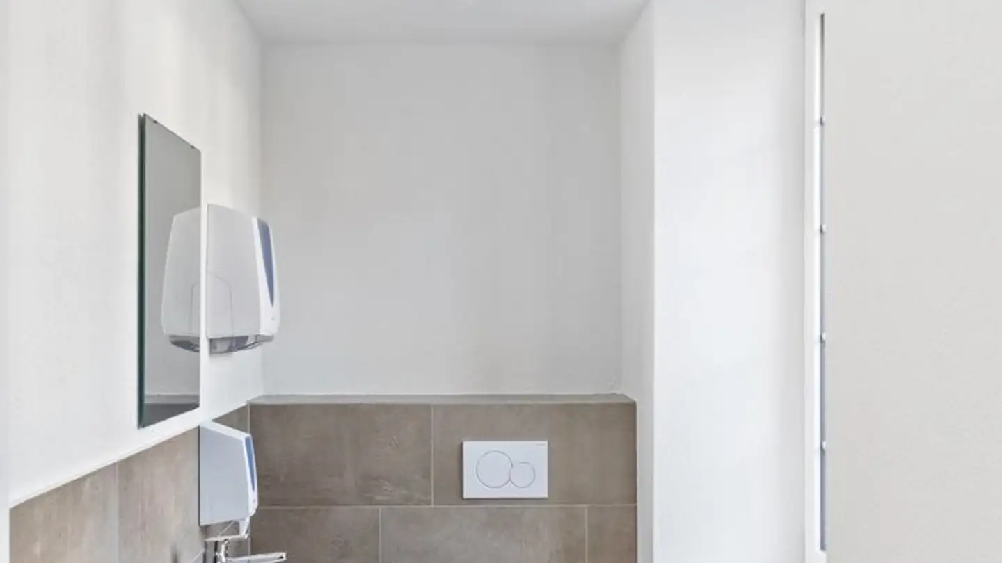 Mixed-use building for rent - Dorfstrasse 34, 2545 Selzach - Photo 4