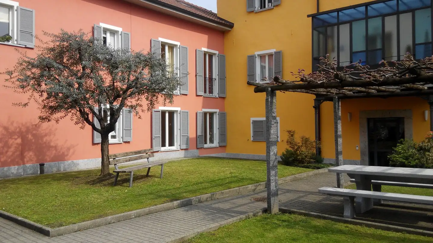 Single house for rent - Vicolo Del Porticaccio, 6600 Locarno