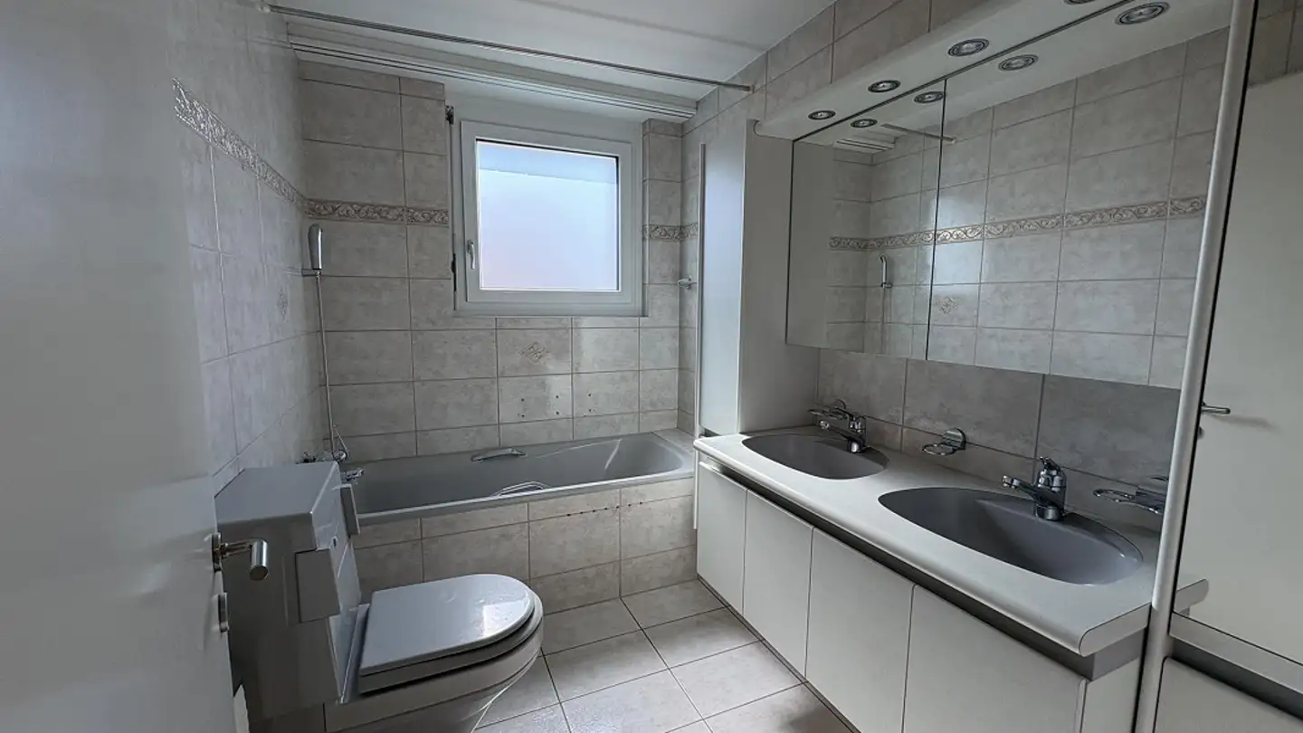 Wohnung mieten - Neuwingertstrasse 11, 8447 Dachsen - Foto 4