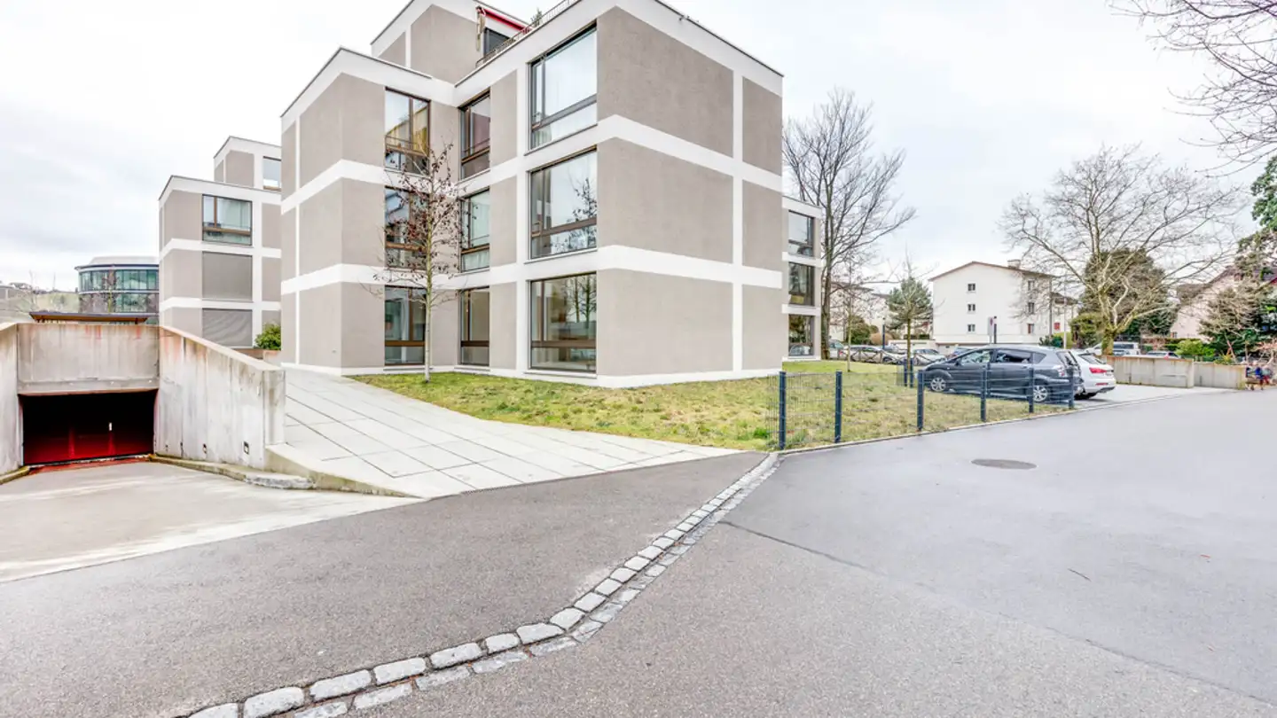 Parkplatz im Freien mieten - Ramensteinweg 8, 8708 Männedorf