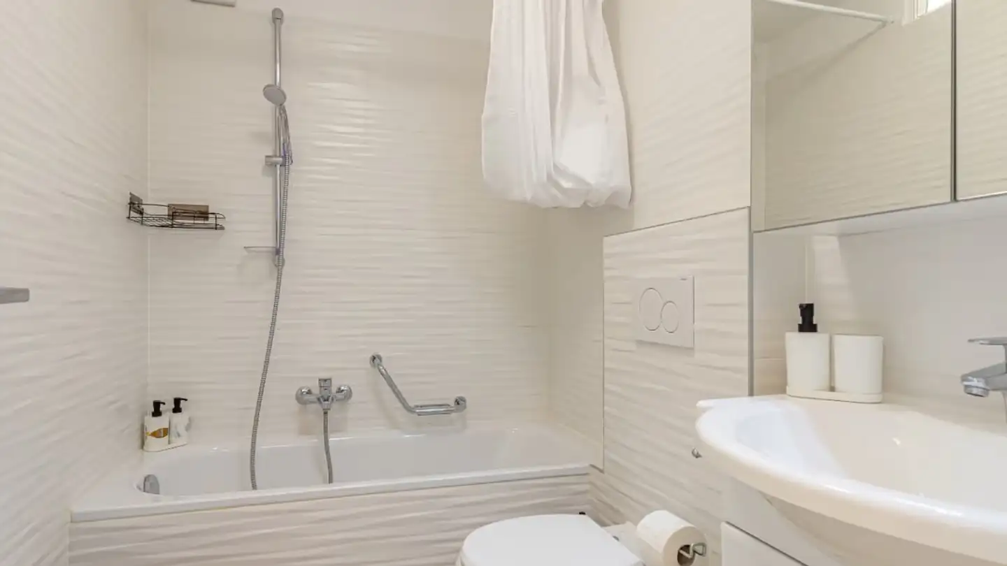 Appartement à louer - Cará, 6806 Sigirino - Photo 4