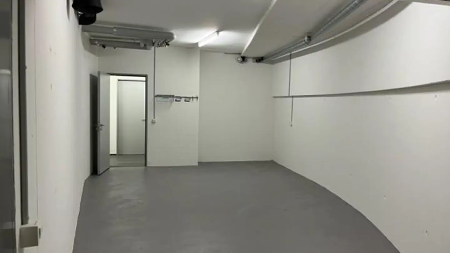Storage space for rent - Vogelsangstrasse 7, 8606 Nänikon - Photo 2