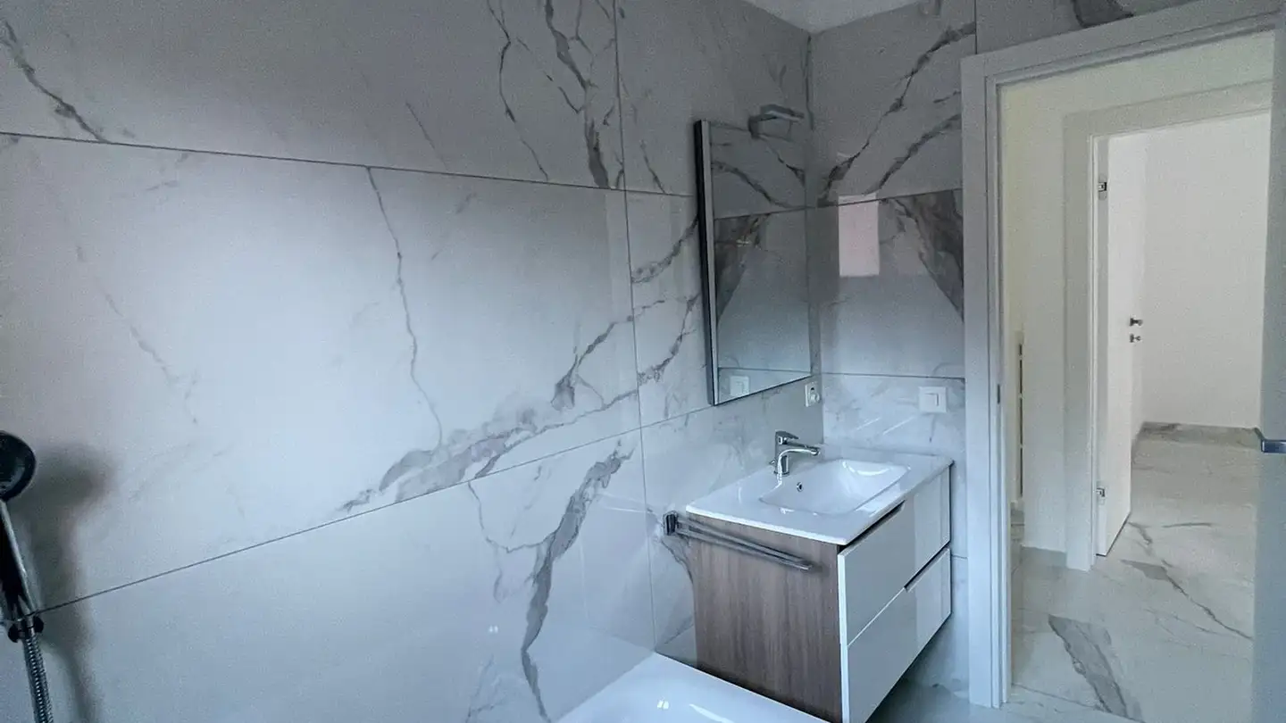 Wohnung mieten - Via Giacomo Puccini, 6830 Chiasso - Foto 4