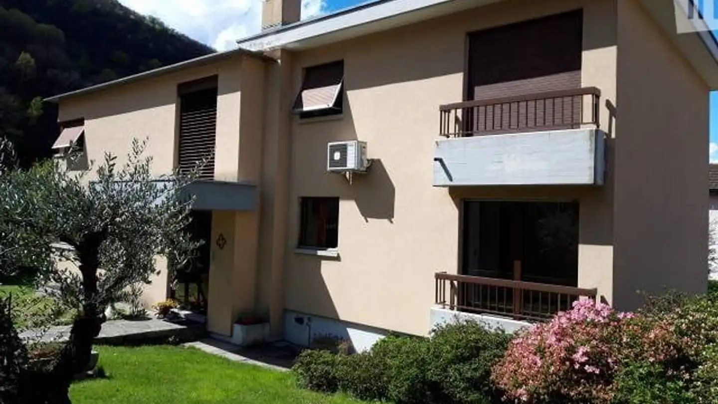 Appartamento in affitto - Via Malcantone 14, 6592 S. Antonino