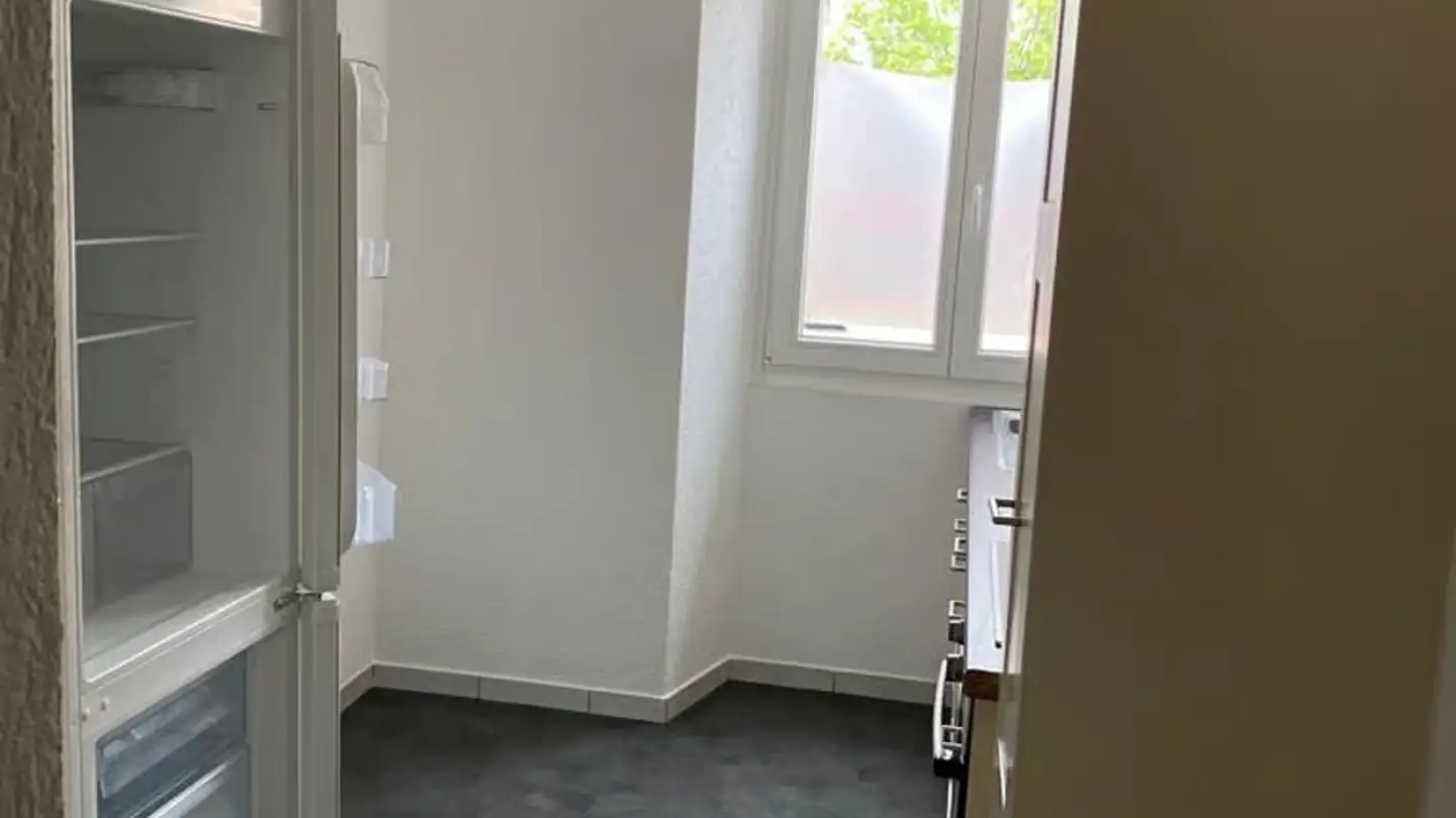 Wohnung mieten - Place du Seize-Mars 8, 2610 St-Imier - Foto 3