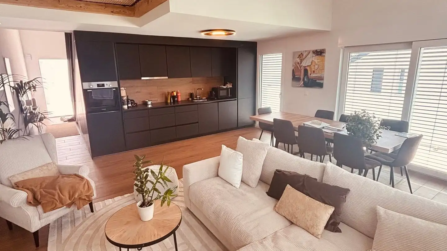 Duplex à vendre - Rue Centrale, 1964 Conthey