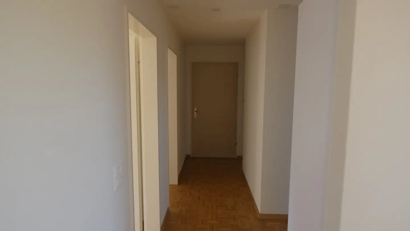 Apartment for rent - Dällikerstrasse 75, 8105 Regensdorf - Photo 2