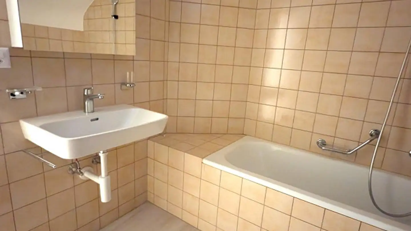 Penthouse for rent - Lochackerstrasse 83, 4153 Reinach BL - Photo 3