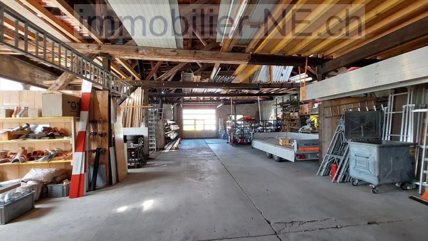 Gewerbe kaufen - 2400 Le Locle