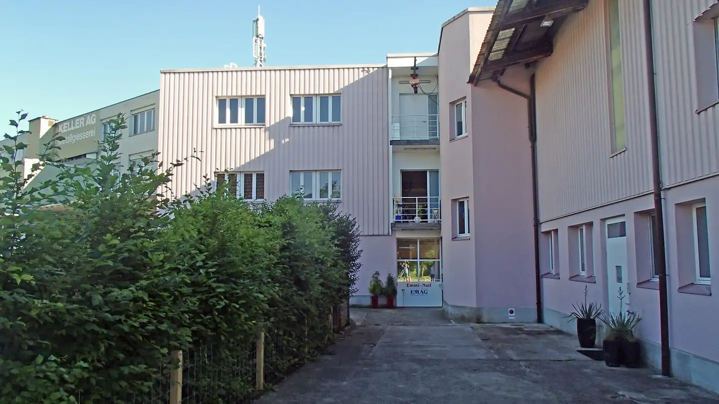 Commerciale in affitto - Stationsstrasse 71, 8606 Nänikon - Foto 2