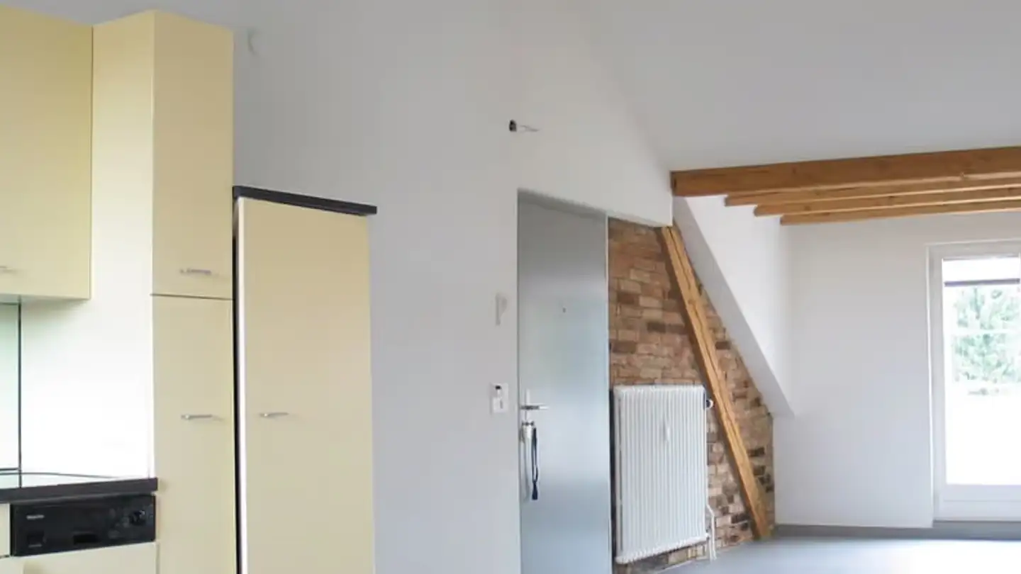 Dachgeschosswohnung mieten - Zürcherstrasse 10, 8172 Niederglatt ZH - Foto 4