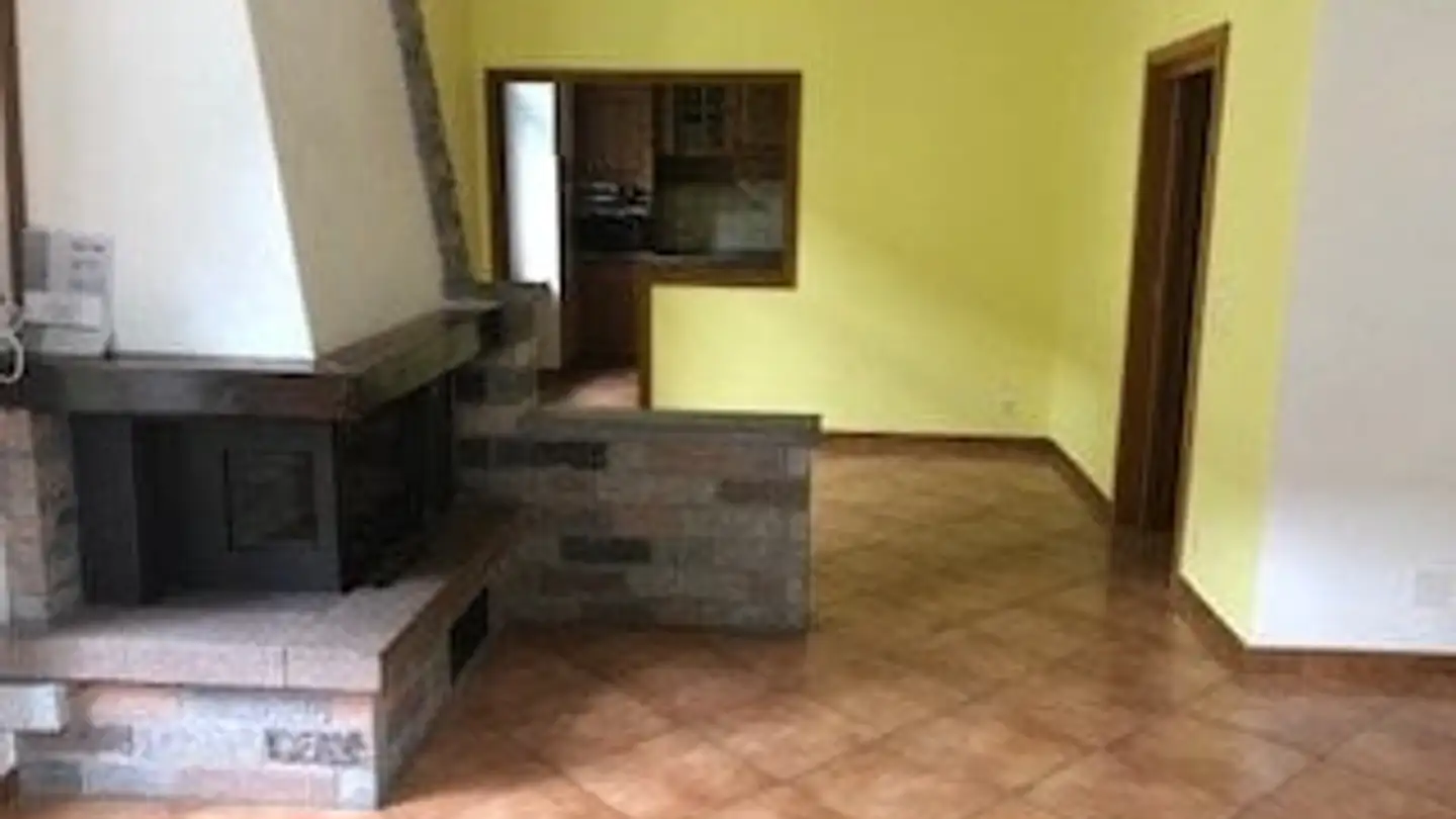 Apartment for rent - Via Stazione 28, 6760 Faido - Photo 2