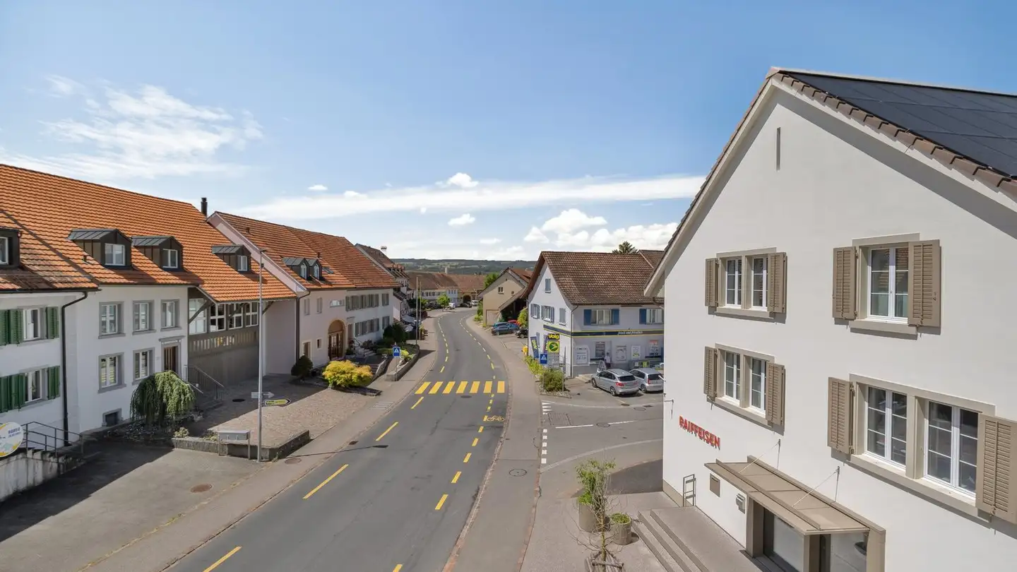 Dachgeschosswohnung mieten - Dorfstrasse 17, 5082 Kaisten