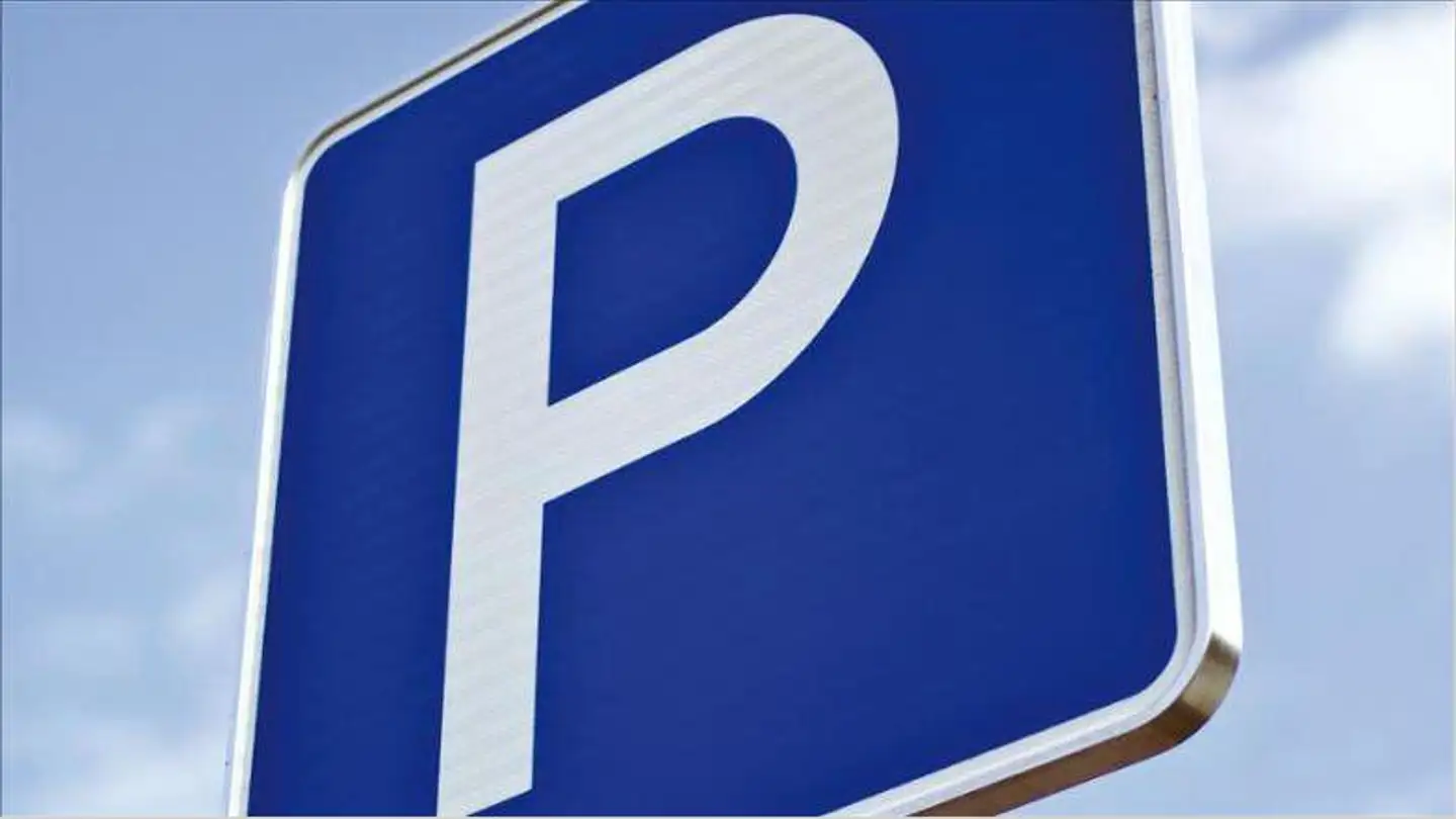 Outdoor parking space for rent - Otto-Schütz-Weg, 8050 Zürich