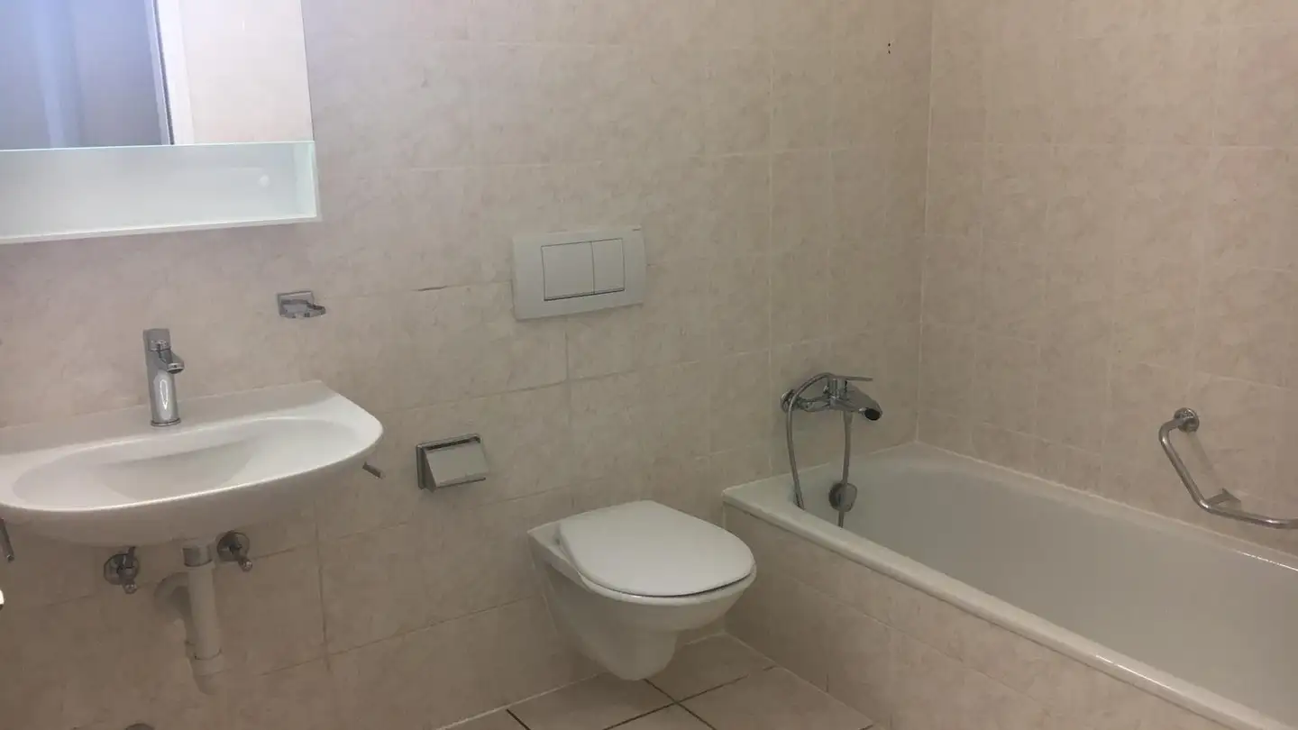 Appartement à louer - Via Fabrizia, 6512 Giubiasco - Photo 2