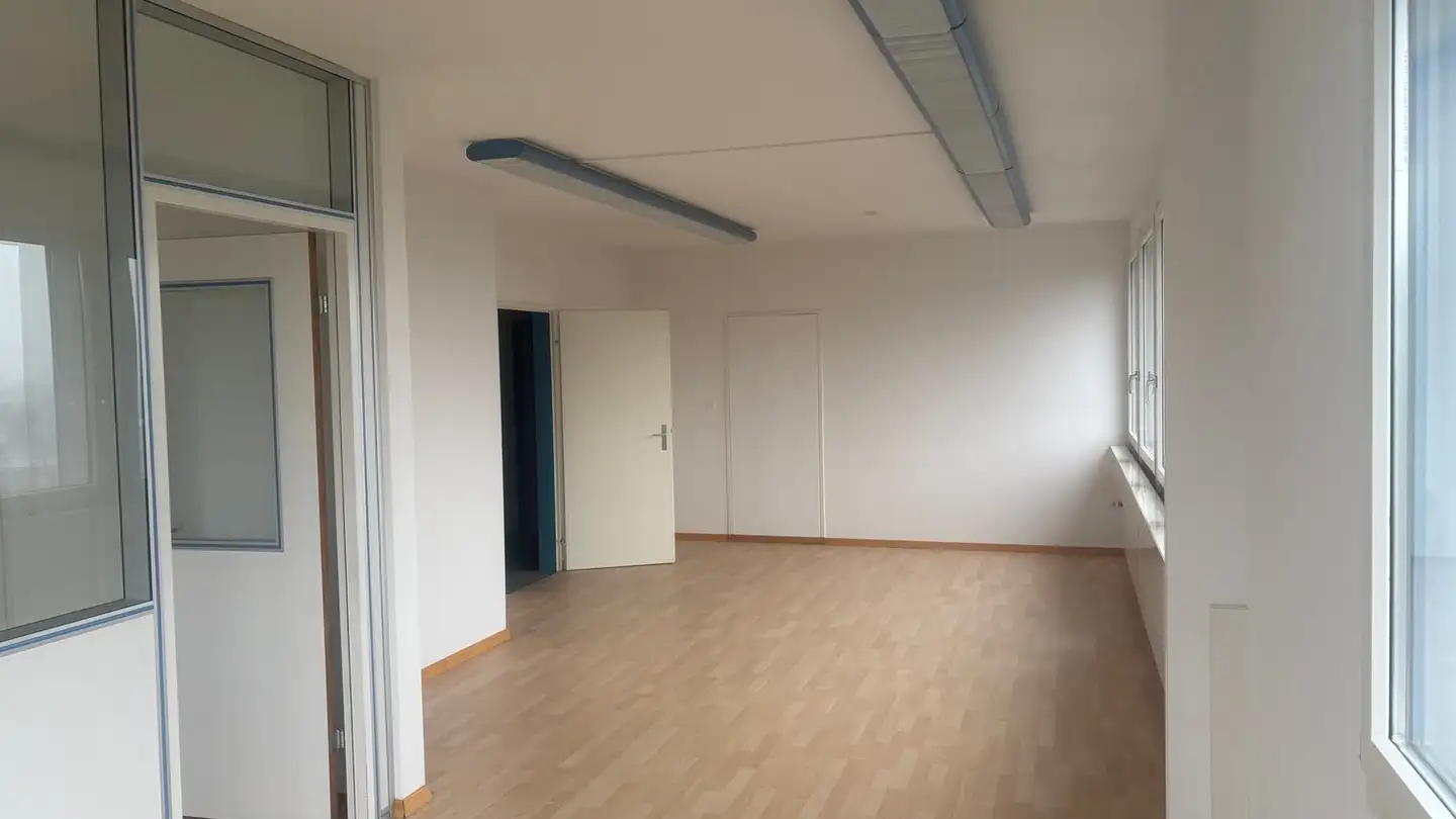 Bürofläche mieten - Herrenweg 60, 4123 Allschwil - Foto 2