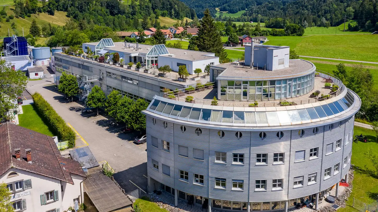 Gewerbe mieten - Sunnehofstrasse 3, 8493 Saland