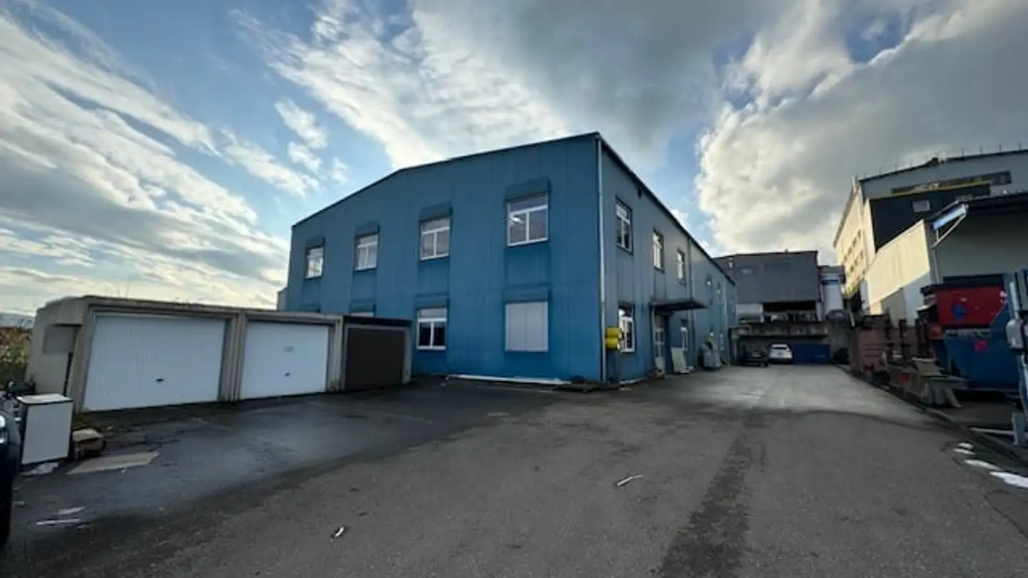 Commercial for rent - Industrie Nord 15, 5643 Sins