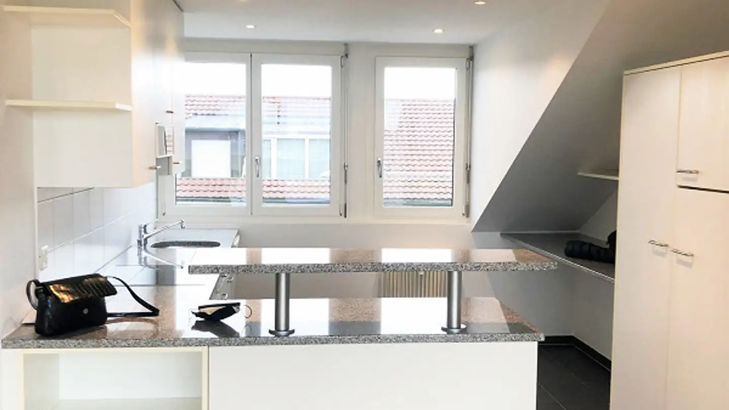 Attique à louer - Allmendstrasse 17, 3052 Zollikofen - Photo 2