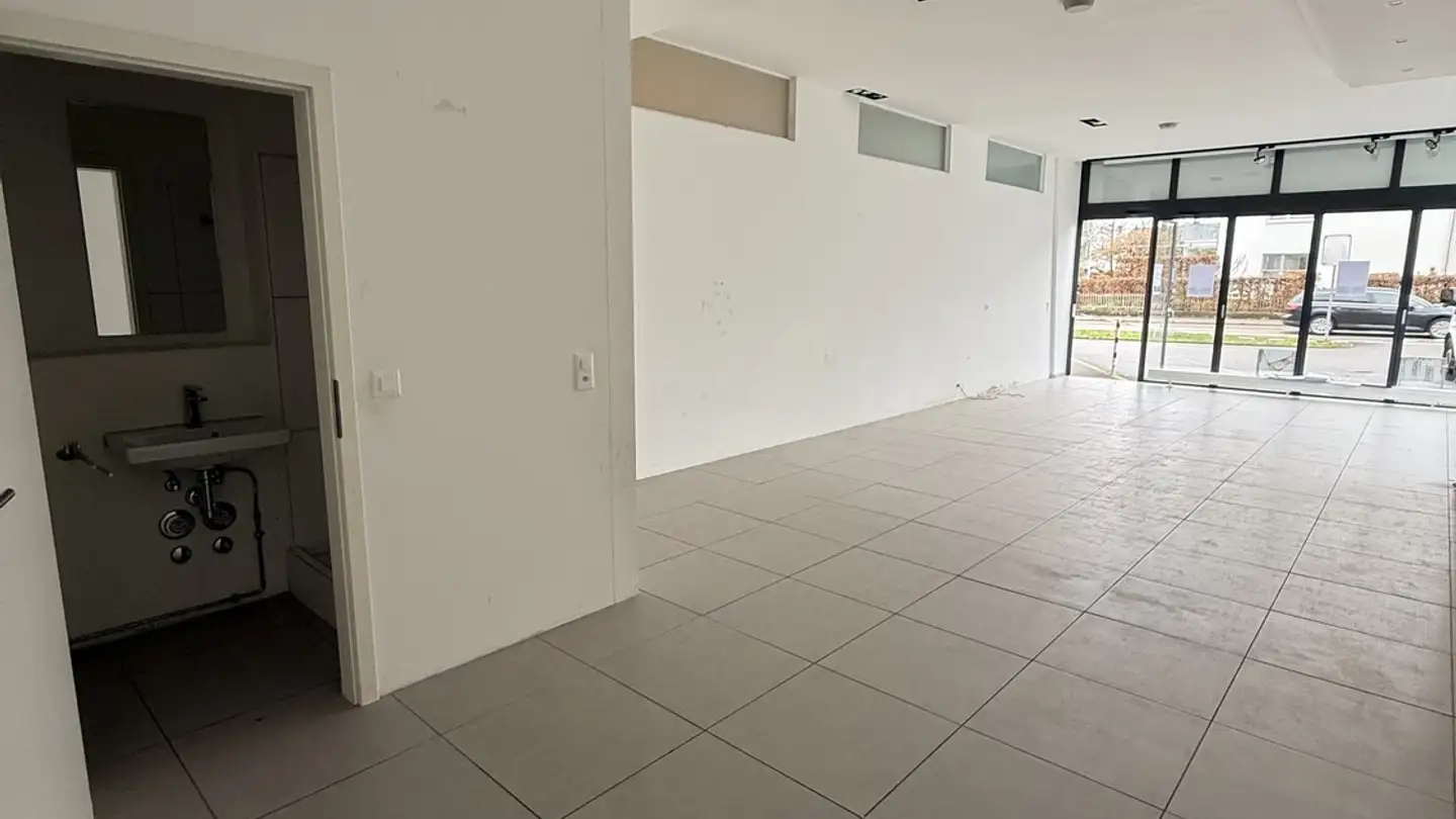 Commercial for rent - 8620 Wetzikon ZH - Photo 4