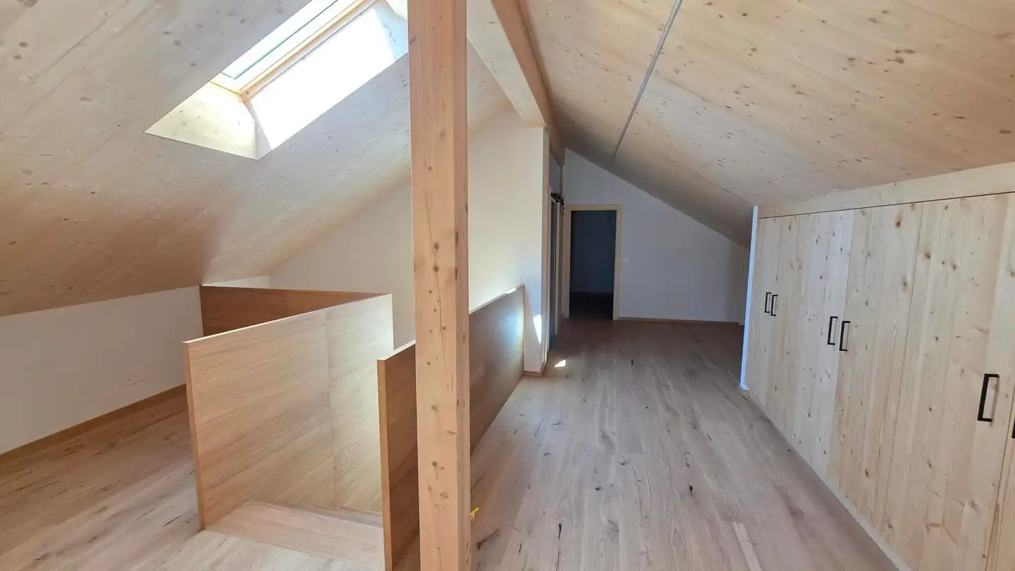 Attic flat for rent - Rue Du Collège 11, 1853 Yvorne - Photo 2