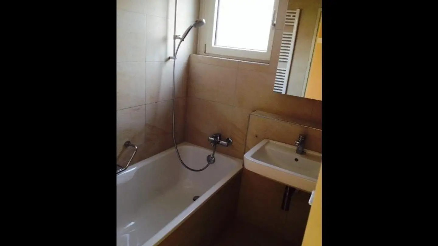 Wohnung mieten - Lachmattstrasse 79, 4132 Muttenz - Foto 2