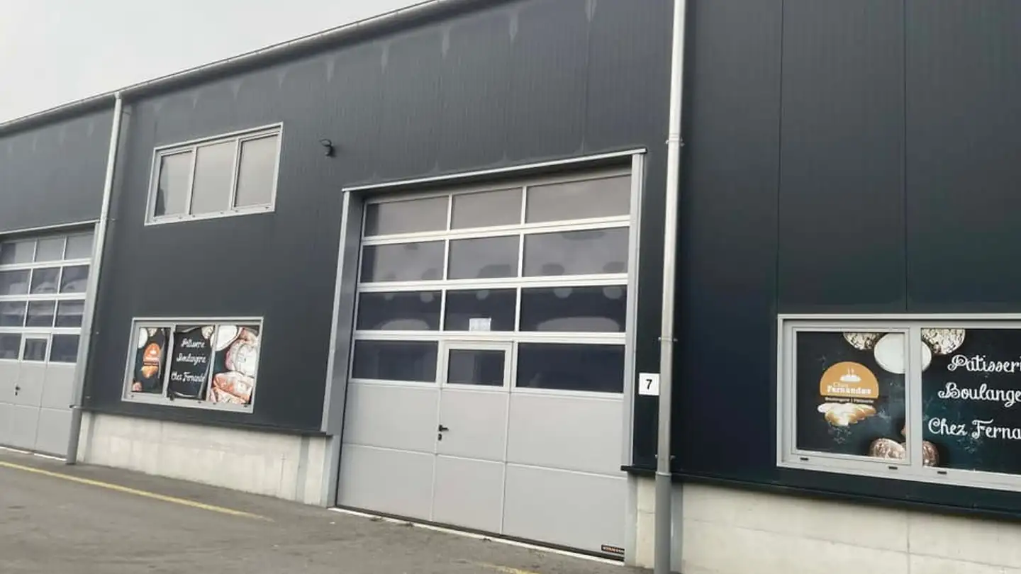 Commercial à louer - Route De L'aérodrome 3, 1880 Bex