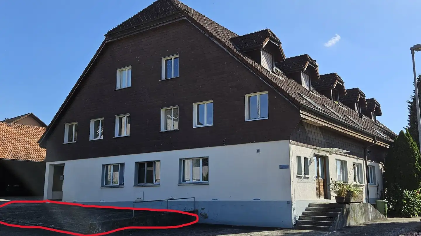 Place de parking extérieure à louer - Bibernstrasse 20, 3296 Arch