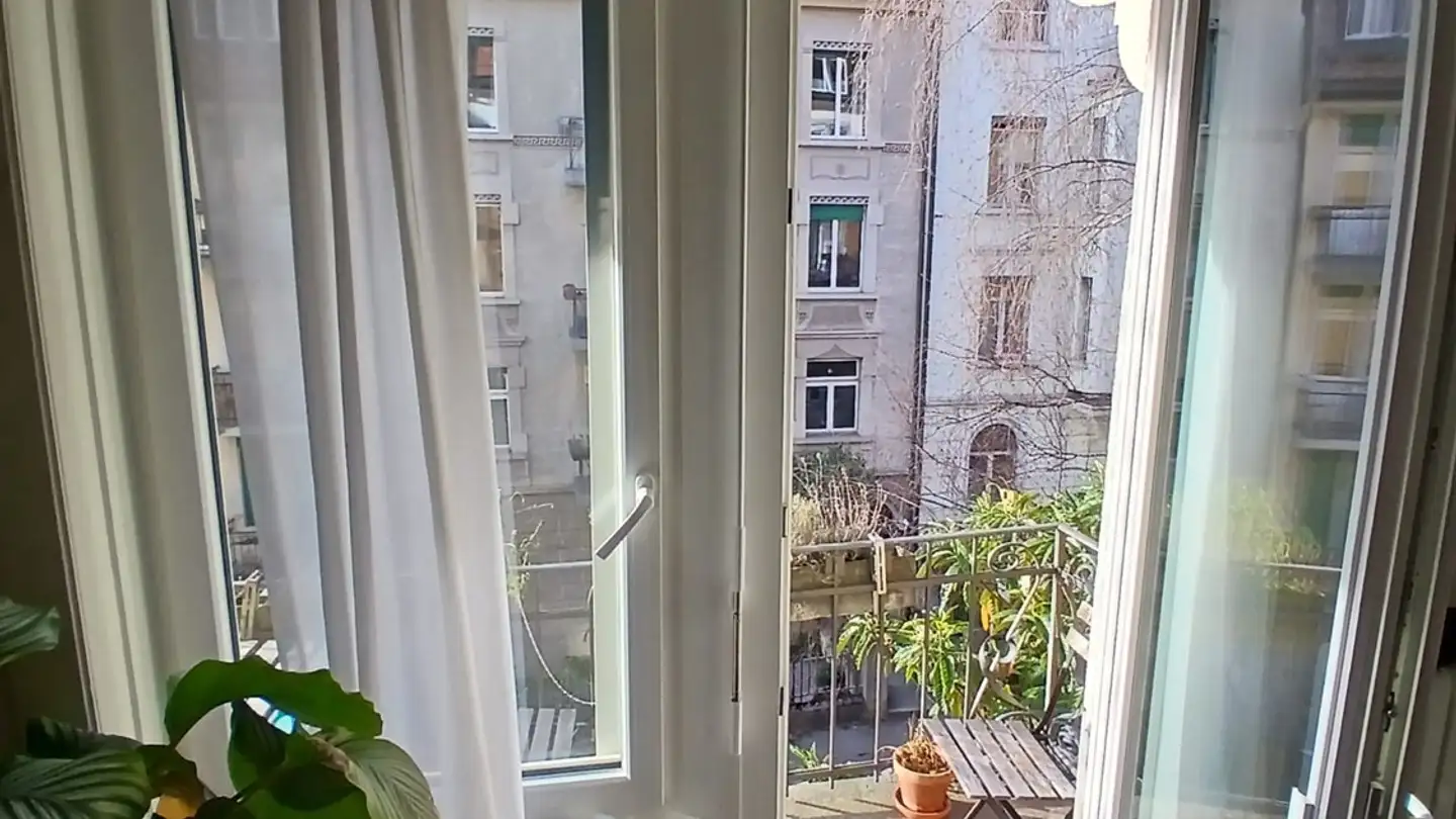 Wohnung mieten - Thurwiesenstrasse 8, 8037 Zürich - Foto 2