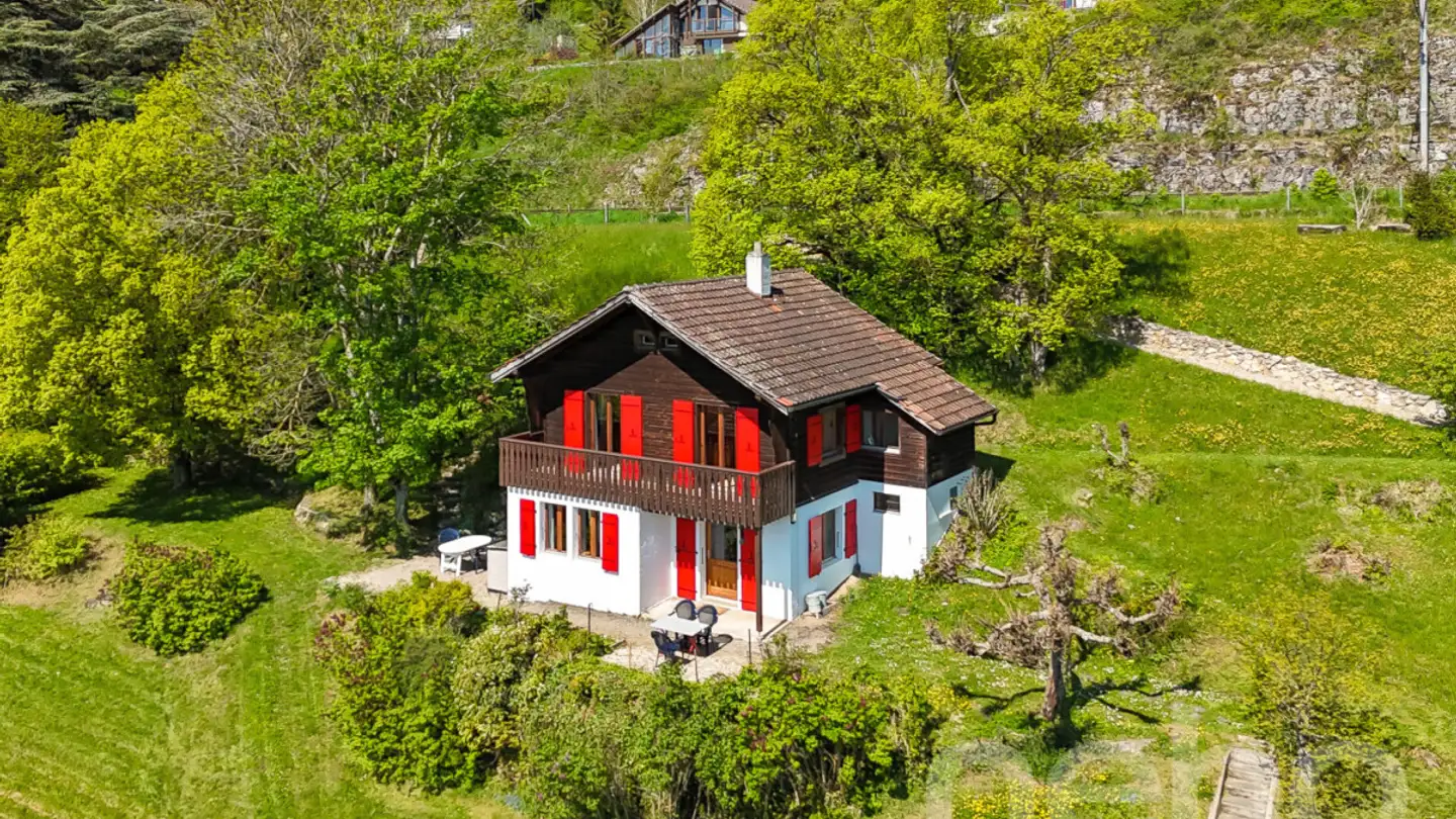 Chalet for sale - 2037 Montezillon - Photo 2